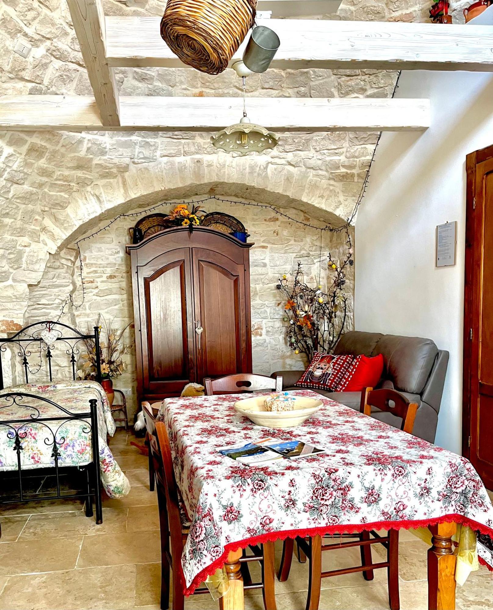 Trullo Di Giovannina Casa Vacanza アルベロベッロ エクステリア 写真