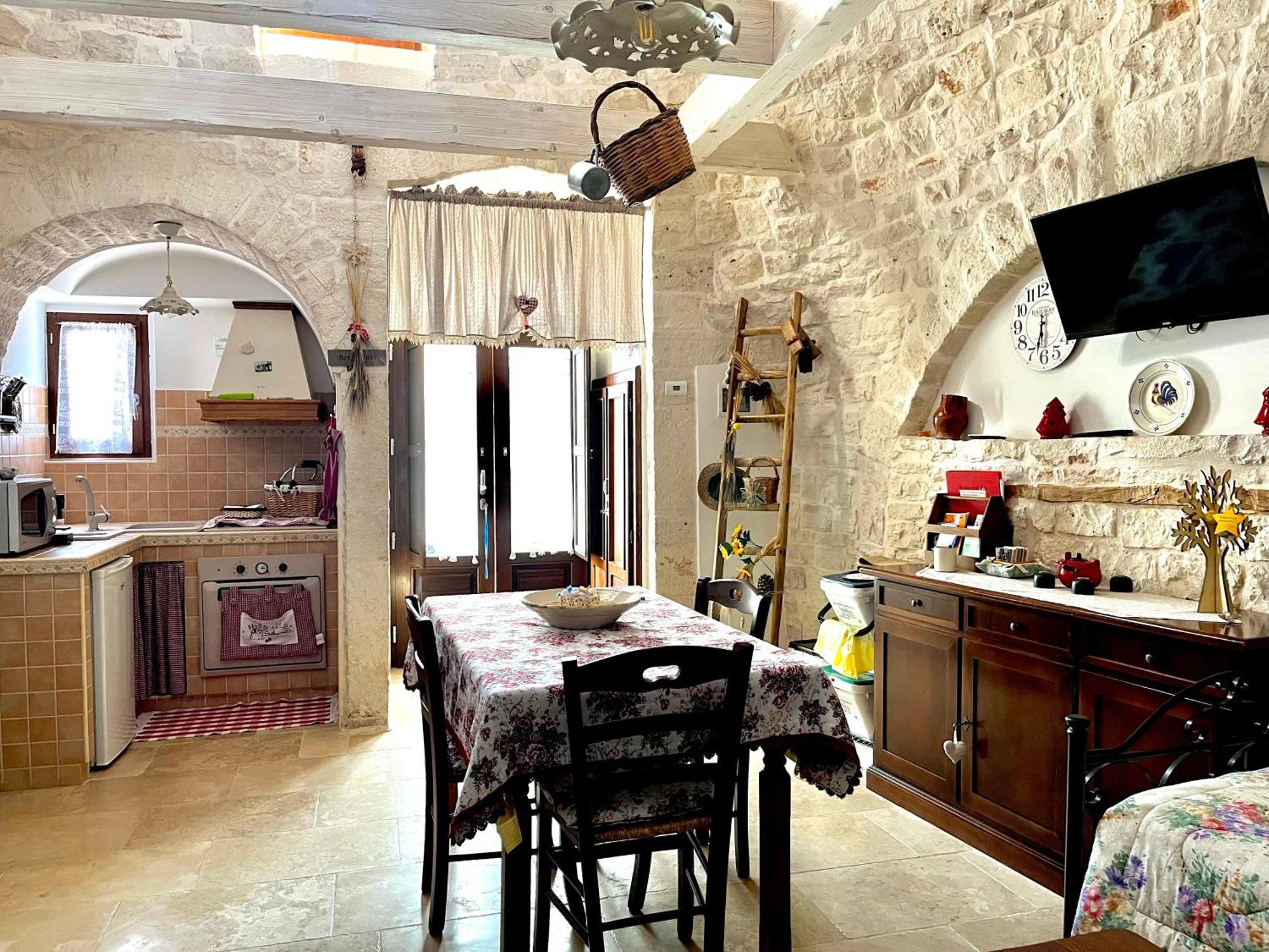 Trullo Di Giovannina Casa Vacanza アルベロベッロ 部屋 写真